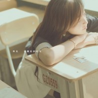 word2010的页面设置对话框中可设置